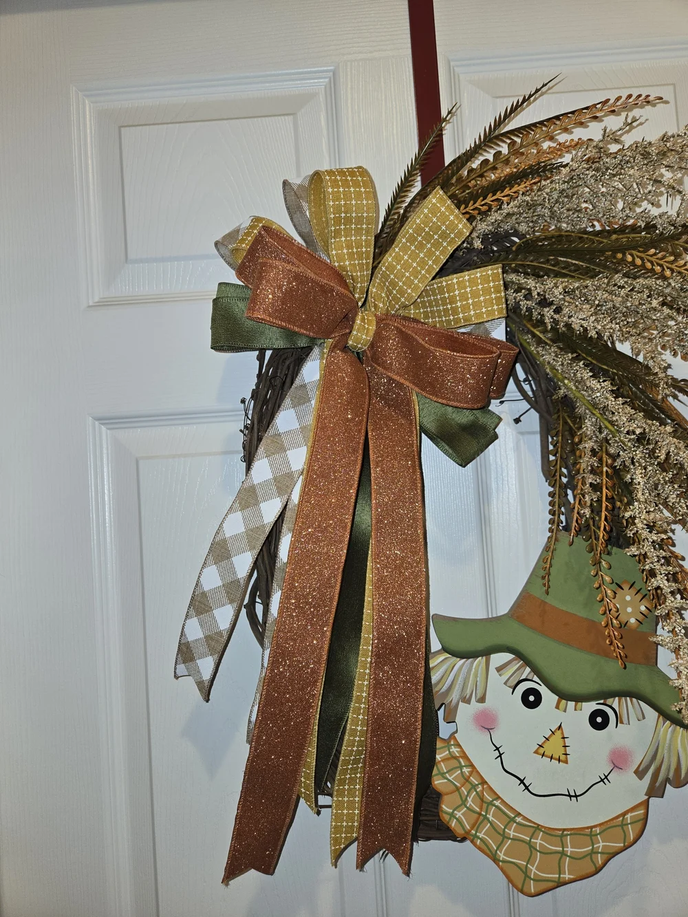Autumn Scarecrow Wreath in Orange, Green & Cream
